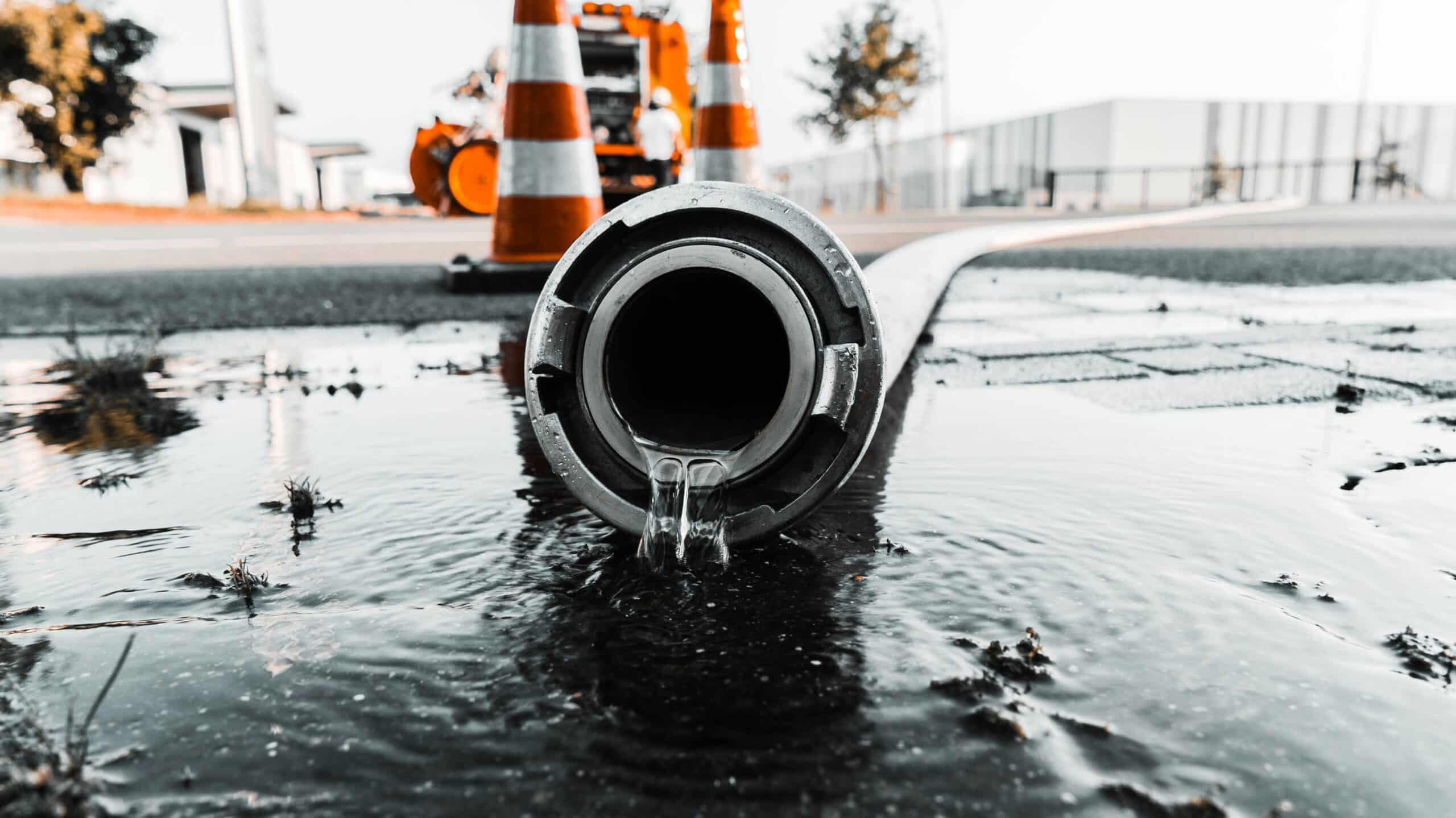 How to Follow the Immediate Water Damage Response Protocol